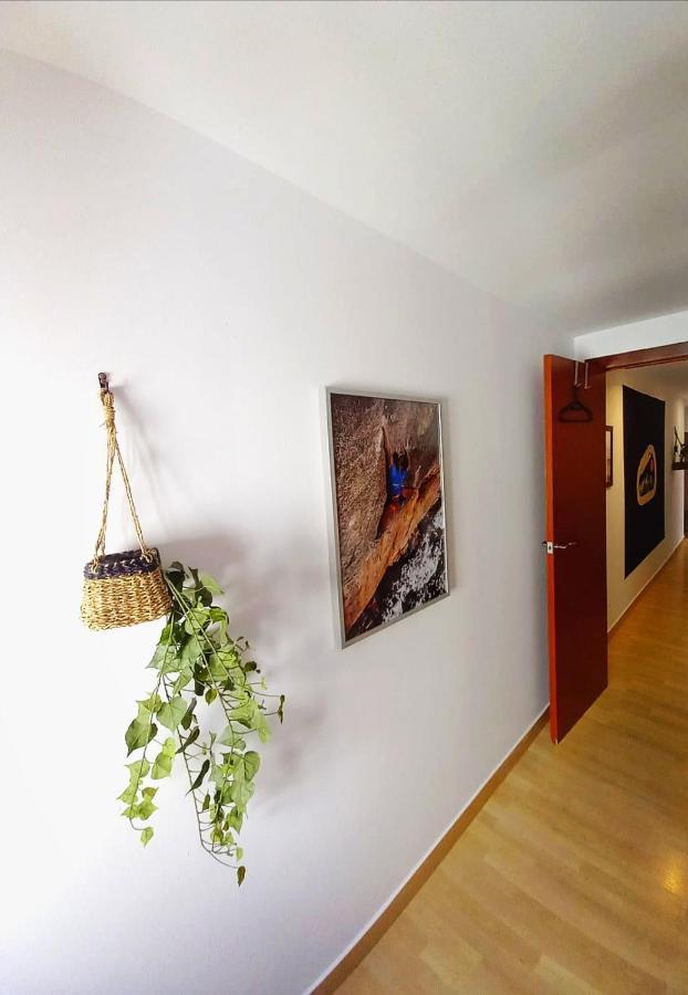 Cornu Karma Apartment Siuranella Cornudella de Montsant Екстериор снимка